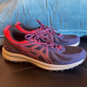 NWOT - ASICS size 9 Frequent Trail Running Shoes